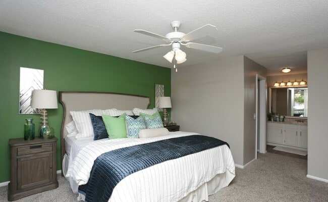 Foto del edificio - 321 Caledon Ct
