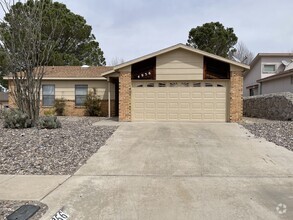 Building Photo - 4956 Beryl St