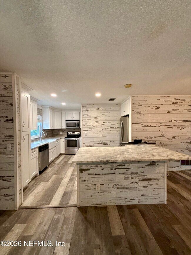Building Photo - 12637 Condor Dr