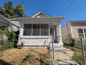 Building Photo - 2015 Wilson Ave