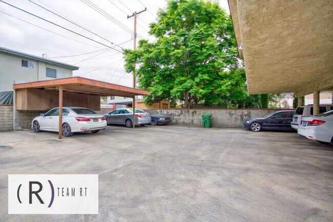 Building Photo - Charming North Alhambra Condo | Bordering ...