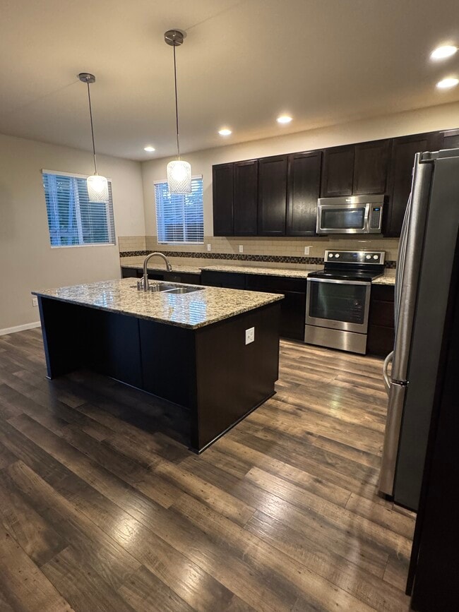 Foto del edificio - 4164 SW Colbert Way