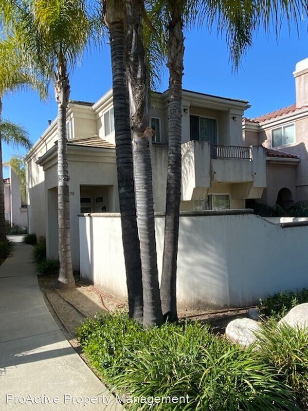 Foto principal - 3 br, 2.5 bath House - 2338 Huntington Dr