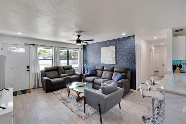 Building Photo - 4731 W Montgomery Ave