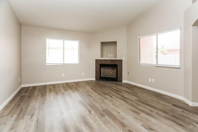 Foto del edificio - 504 Stonehurst Dr