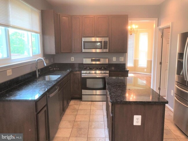 Building Photo - 46902 Wesleyan Ct