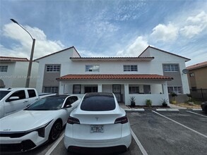 Building Photo - 7825 W 29th Ln