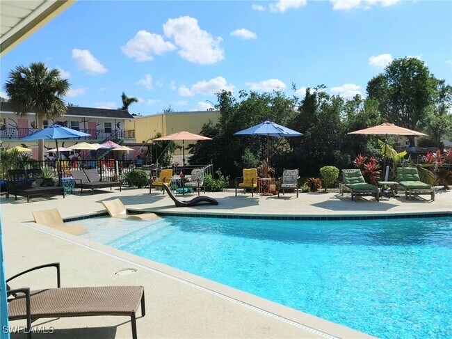 Foto del edificio - 2840 Shoreview Dr