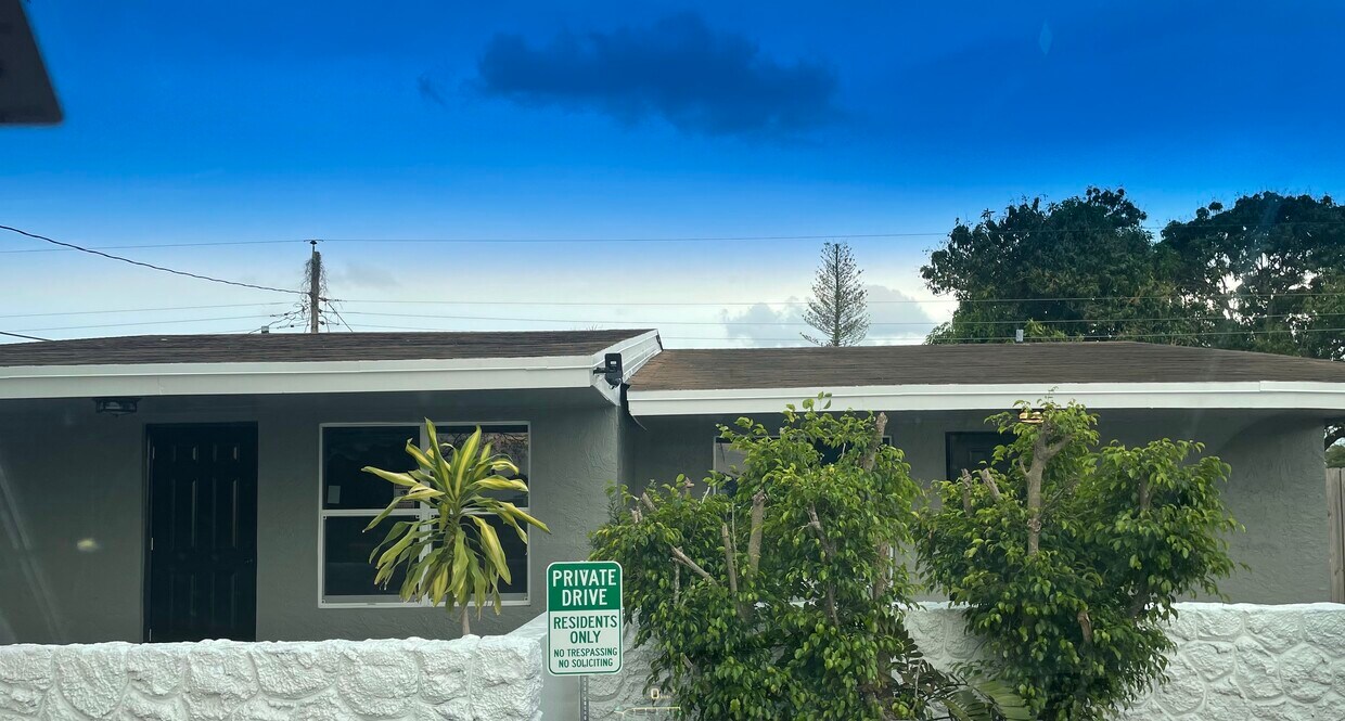 Primary Photo - 3070 NW 12th Ct