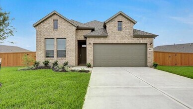 Building Photo - 810 Whispering Winds Dr
