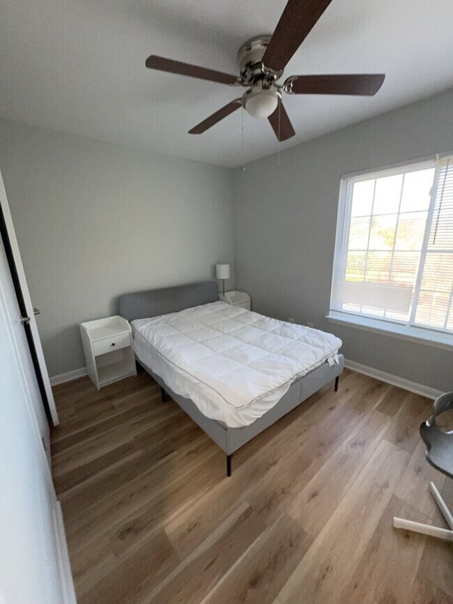 Foto del edificio - 1 Bedroom 1 Bathroom Student Housing