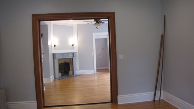 Building Photo - 11 Clarendon Pl