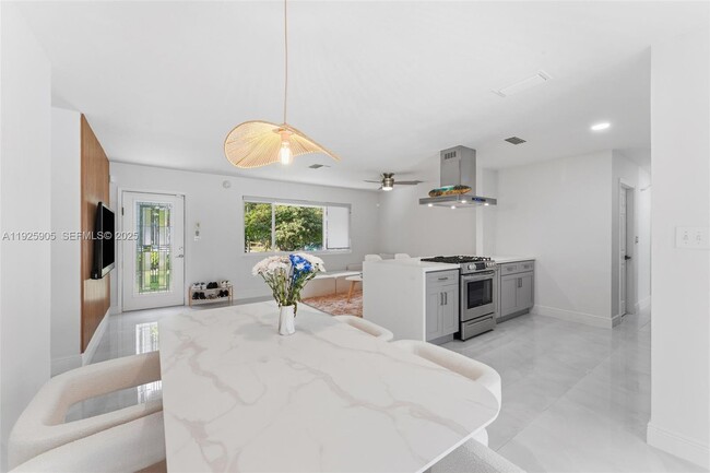 Foto del edificio - 251 N 71st Ave