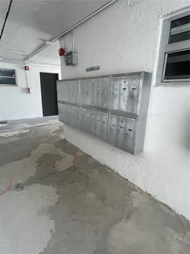 Building Photo - 14170 SW 84th St