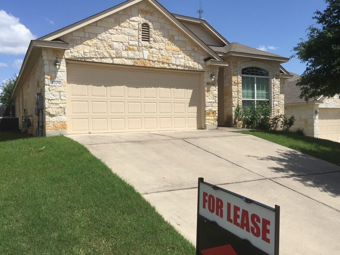 2209 Christoff Loop, Austin, TX 78748 House Rental in Austin, TX