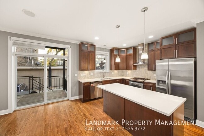 Building Photo - 4208 N Albany Ave