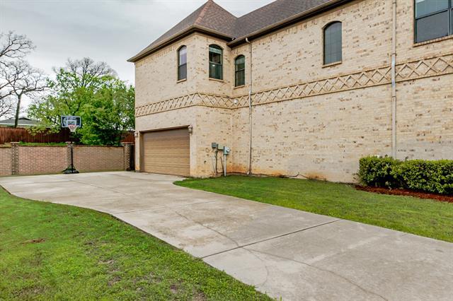 Foto del edificio - 440 Cherry Ln