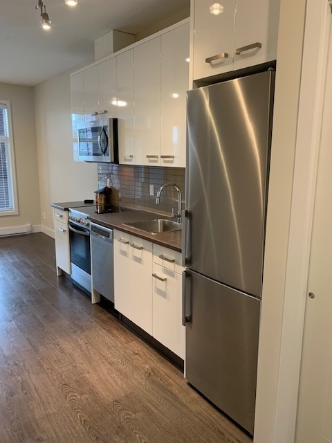 Building Photo - 45513-45513 Market Way