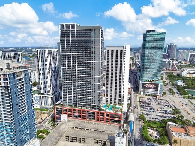 Foto del edificio - 159 NE 6th St