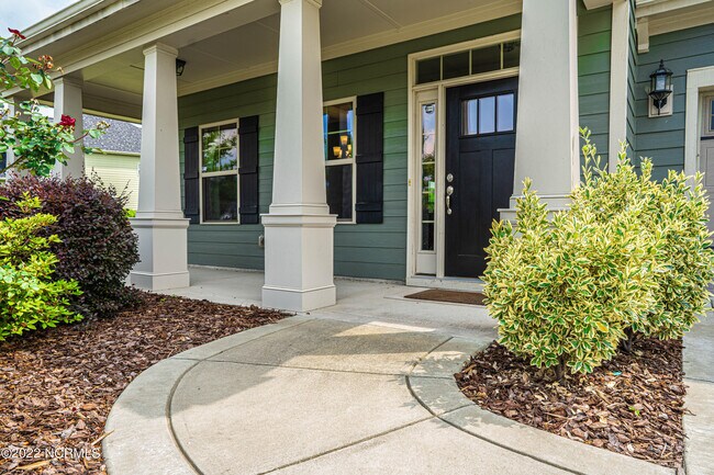 Building Photo - 431 Goldenleaf Cir