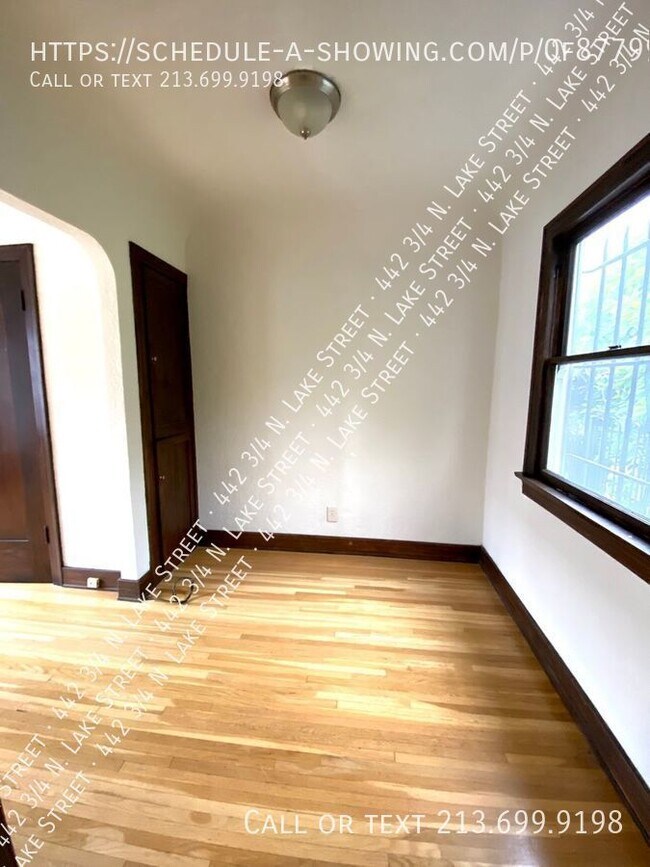 Building Photo - NO SECURITY DEPOSIT-ECHO PARK-BUNGALOW STU...