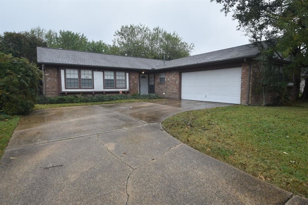Primary Photo - 506 Tresvant Dr