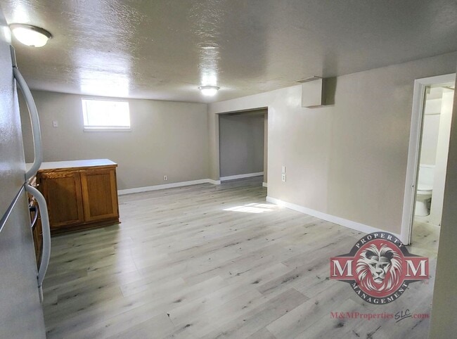 Building Photo - 133 Cottage Ave