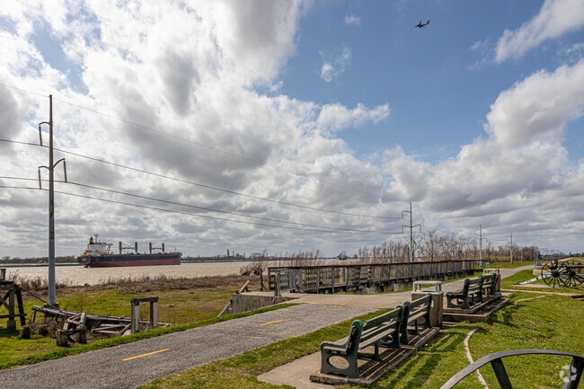 Mississippi River Levee Bike Path at La Salle’s Landing
