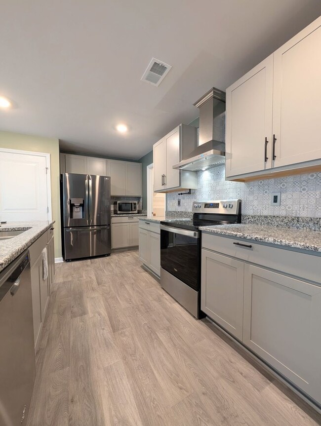 Building Photo - Long Term Rental Home at the Edge of Conway & Aynor, SC