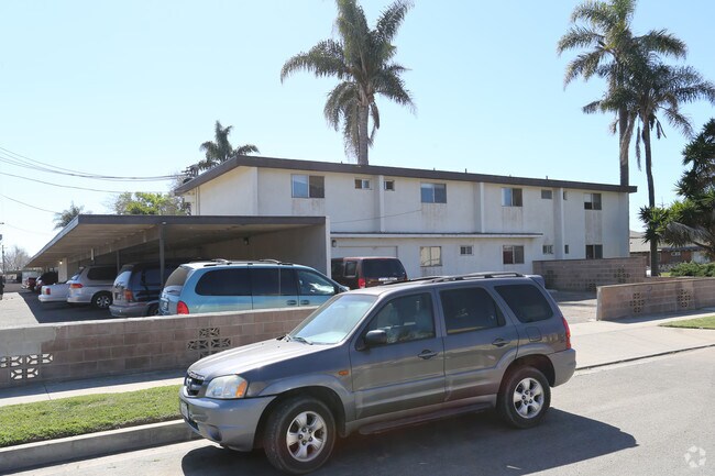 Foto del edificio - 1016 S Russell Ave