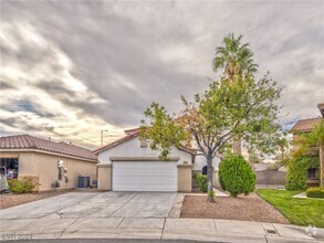 Building Photo - 7973 N Willow Pines Pl