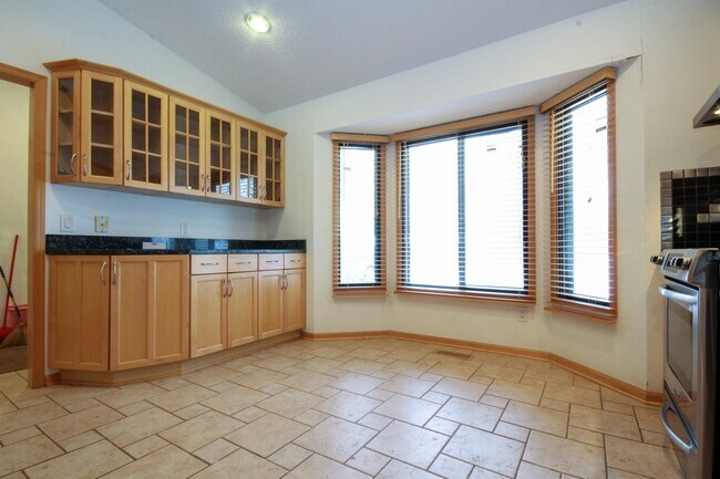 Building Photo - 4105 Pepperwood Trail