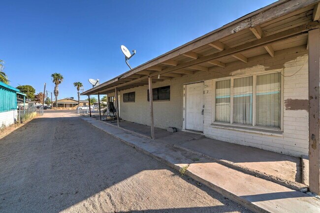 Foto del edificio - 251 W Northern Ave