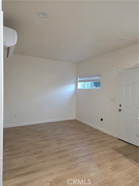 Foto del edificio - 1230 W Palm Ave