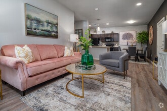 Building Photo - Vantage at Helotes