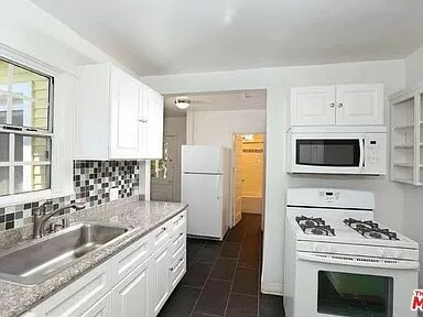 Foto del edificio - 8407 Kirkwood Dr