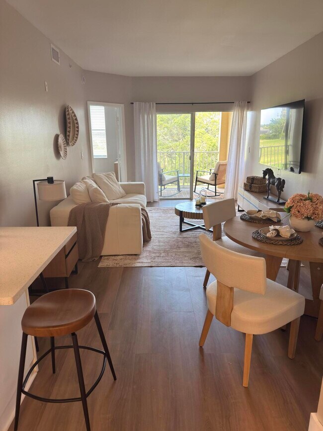 Foto del edificio - 2060 Greenview Shores Blvd