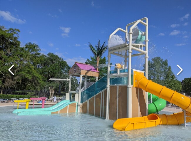 Foto del edificio - 4257 Summertree Dr