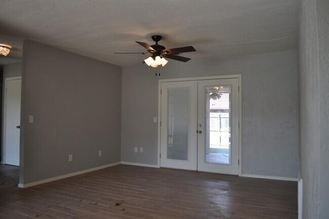 Foto del edificio - 6805 NW 63rd Terrace