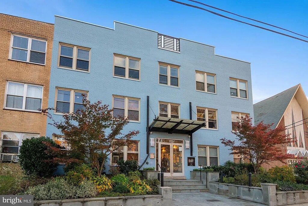 Foto principal - 922 Madison St NW