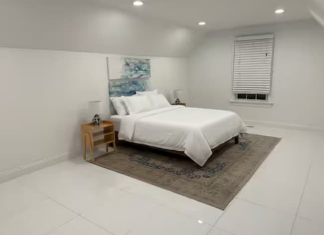 Foto del edificio - 7718 Shreve Rd