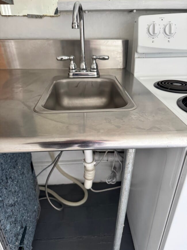 Kitchen - 10 Arlington St