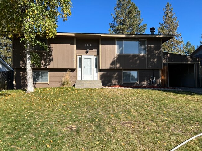 Building Photo - 405 E Gettysburg Dr