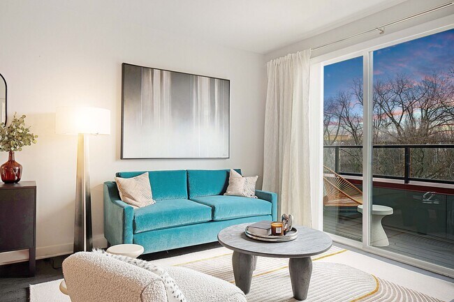 Foto del edificio - One Bedroom, One Bathroom Rear Facing w Balcony