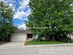 Building Photo - 3894 Bosque Ct