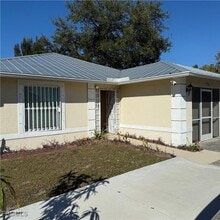 Building Photo - 2172 Simon Ct