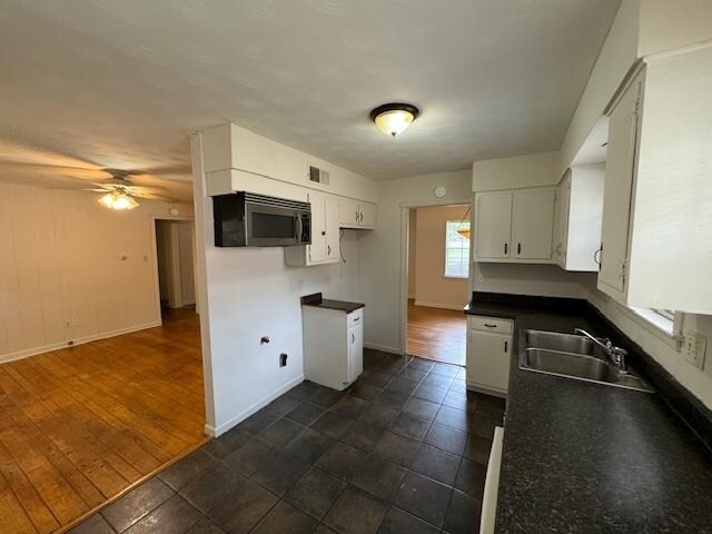Foto del edificio - 3192 Keats Rd