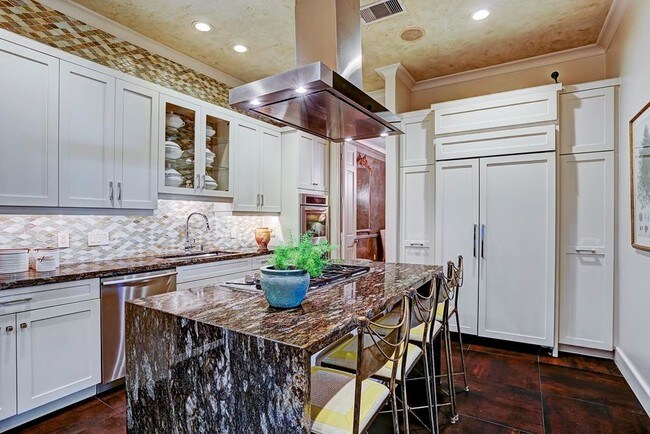 Foto del edificio - 5628 San Felipe St