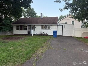 Building Photo - 1211 Stelton Rd
