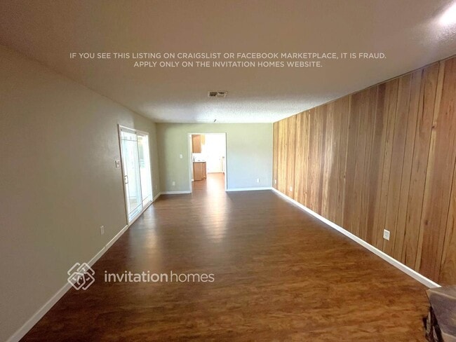 Foto del edificio - 7517 Blackthorne Way